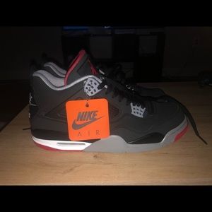 Jordan 4 Retro (Bred)